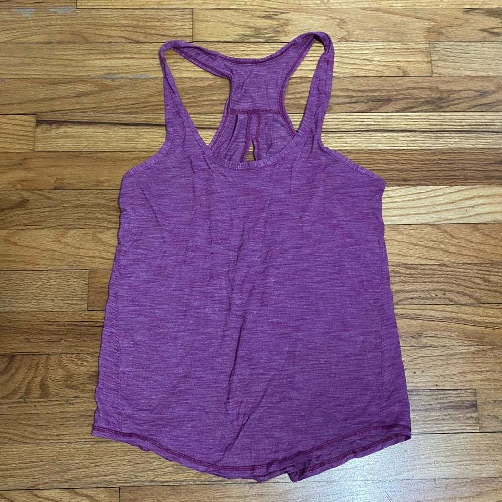 Lululemon tank